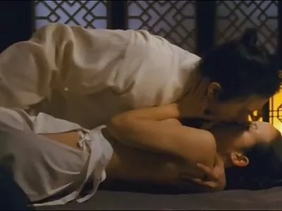 Jessica Lynne, Üvey Babasının Sessizliğini Amıyla Satın türk gizli çekim porno film Aldı