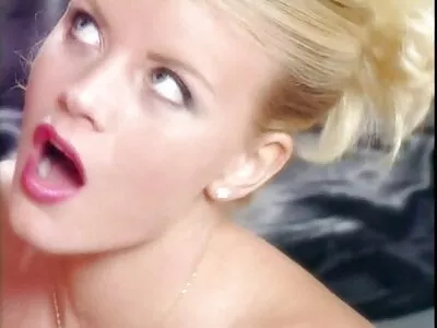 Doğal Göğüsler Kırlangıçlar amatör türk sex filmi Sıcak Cum video ile Sıcak Esmer (Keisha Grey)