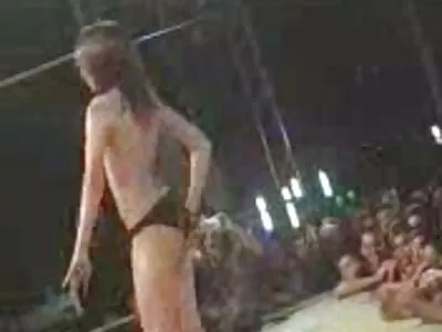 Nice And  Smoothie videosu (Zoe Holiday)